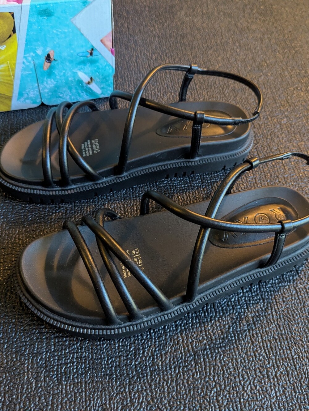 NWT Roxy Sandals - Picture 9 of 11